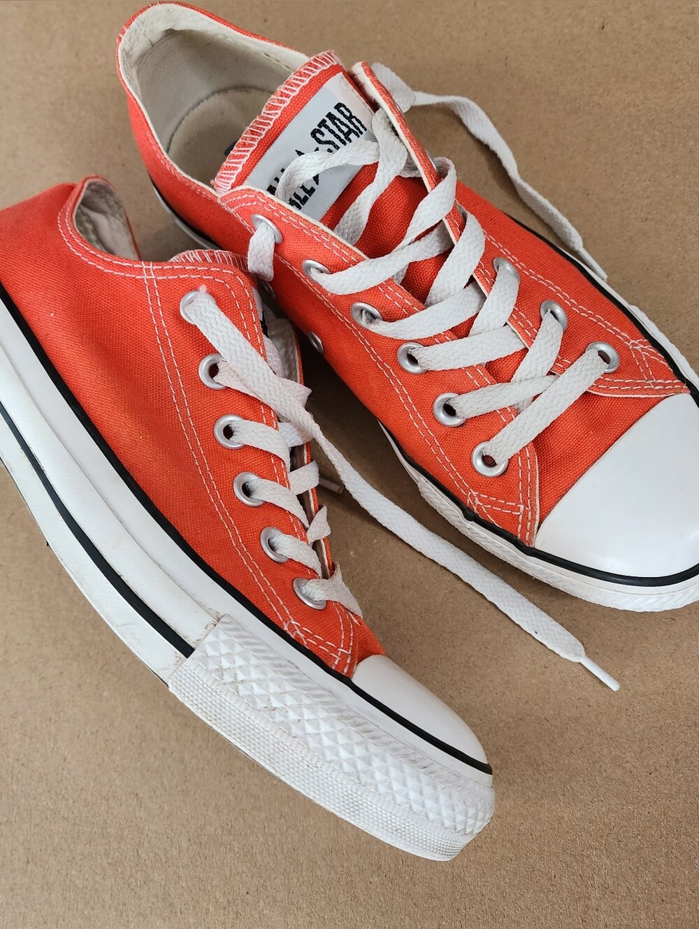 Converse All-Star Chuck Taylor Neon Orange US Men 6 Women 8 Low Top Unisex